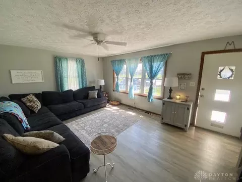 528 E Home Rd, Springfield, OH 45503 photo 3