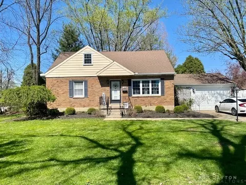 528 E Home Rd, Springfield, OH 45503