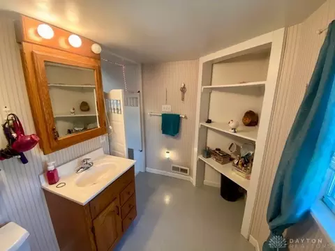 528 E Home Rd, Springfield, OH 45503 photo 21