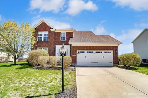197 Irongate Dr, Englewood, OH 45322