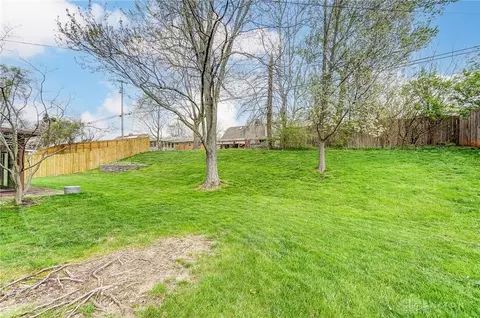 1013 Rio Ln, Kettering, OH 45429 photo 59