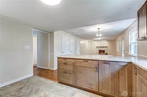 1013 Rio Ln, Kettering, OH 45429 photo 21