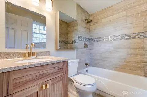 1013 Rio Ln, Kettering, OH 45429 photo 40