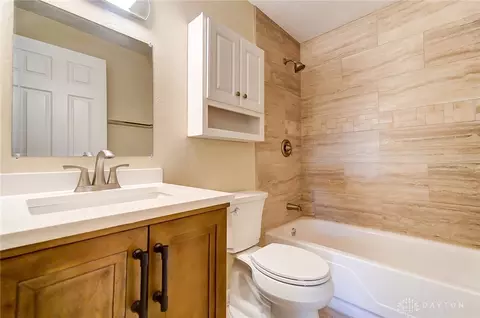 1013 Rio Ln, Kettering, OH 45429 photo 35