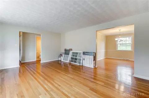 1013 Rio Ln, Kettering, OH 45429 photo 11