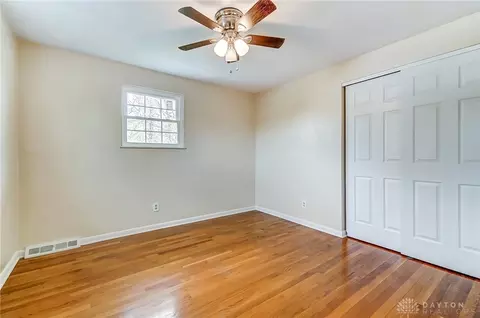 1013 Rio Ln, Kettering, OH 45429 photo 30