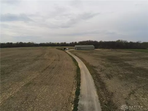 2945 Cornstalk Rd, Waynesville, OH 45068