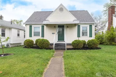 1015 Chelsea Ave, Dayton, OH 45420