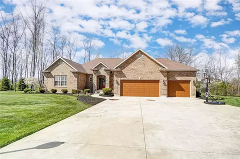 1228 Walton Ct, Troy, OH 45373