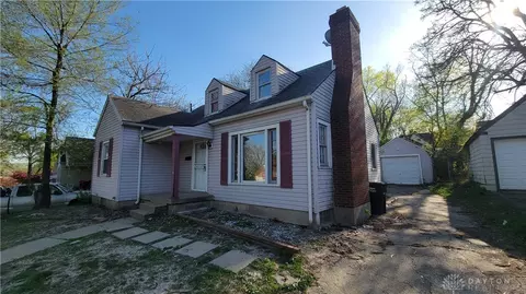2239 Rustic Rd, Dayton, OH 45405 photo 3