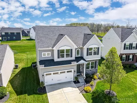 3106 Coneflower Dr, Tipp City, OH 45371