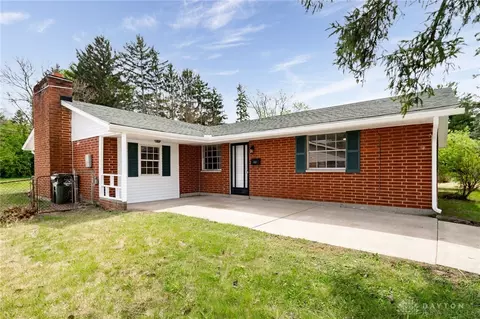 1952 Kathy Dr, Fairborn, OH 45324