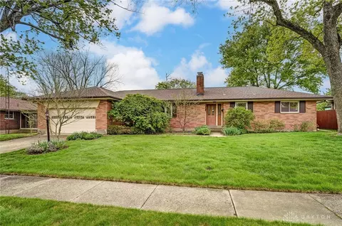 820 Larriwood Ave, Kettering, OH 45429