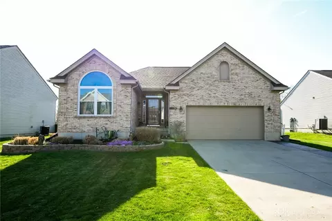 1105 Meadowsweet Dr, Clayton, OH 45315