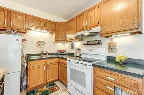 1529 Cardington Rd, Dayton, OH 45409 photo 10