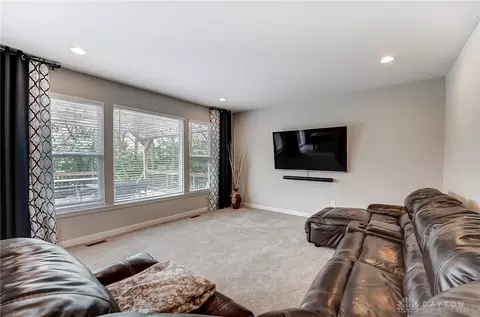 55 Willow Grove Dr, Springboro, OH 45066 photo 8