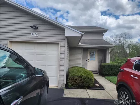 9656 Centerville Creek Ln, Dayton, OH 45458