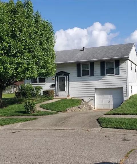 1129 Case Ct, Miamisburg, OH 45342