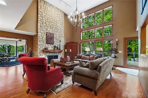 4966 Walnut Walk, Kettering, OH 45429 photo 7