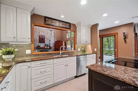 4966 Walnut Walk, Kettering, OH 45429 photo 14