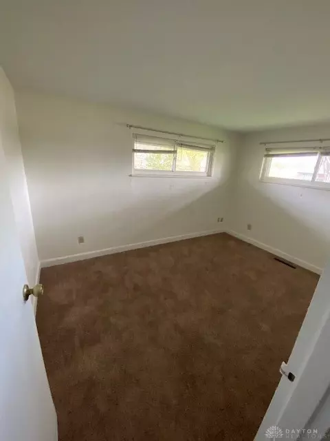 204 E David Rd, Dayton, OH 45429 photo 7