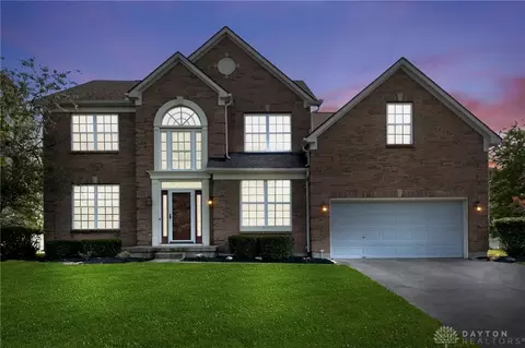 1271 Spring Ash Dr, Centerville, OH 45458 photo 2