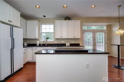 1271 Spring Ash Dr, Centerville, OH 45458 photo 11