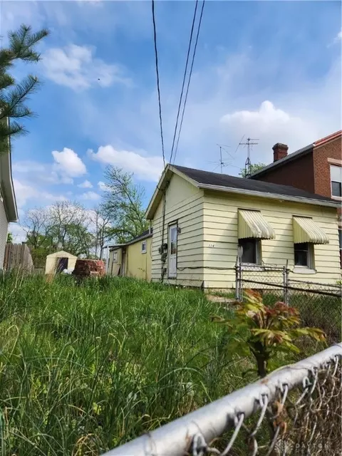 224 Hickory St, Dayton, OH 45410