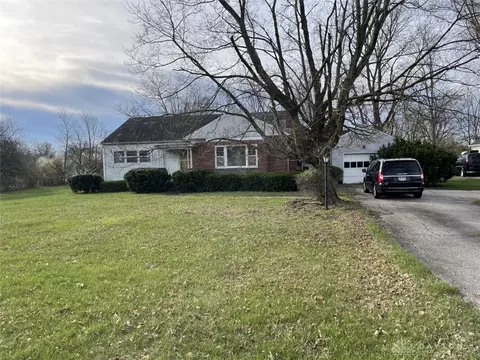 6132 Brookville Salem Rd, Clayton, OH 45315