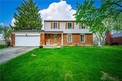 7118 Kinsey Rd, Englewood, OH 45322