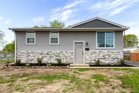 257 Stratmore St, New Carlisle, OH 45344