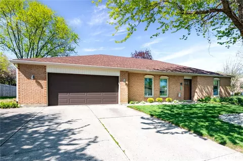 4225 Pleasanton Rd, Englewood, OH 45322