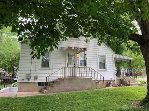 2900 Colonial Ave, Kettering, OH 45419 photo 4
