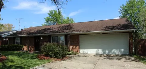 16 Catherine Ct, Germantown, OH 45327