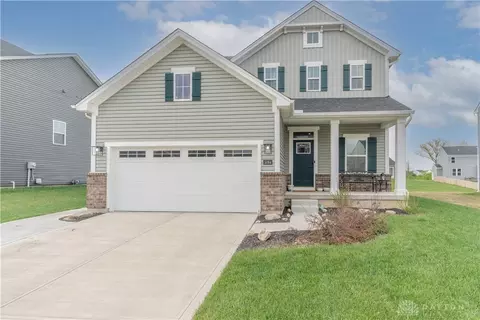 5064 Catalpa Dr, Tipp City, OH 45371