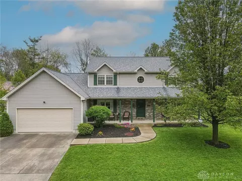 205 Regal Dr, Wilmington, OH 45177