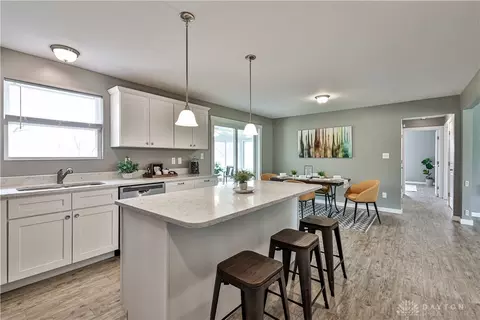 3898 E Patterson Rd, Beavercreek, OH 45430 photo 4