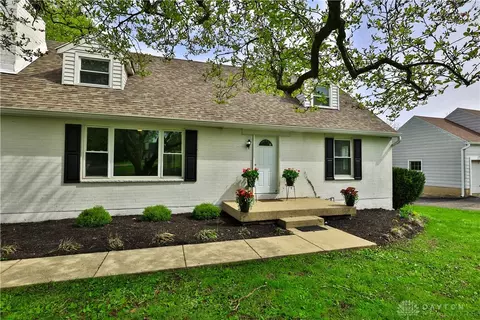 3898 E Patterson Rd, Beavercreek, OH 45430 photo 2