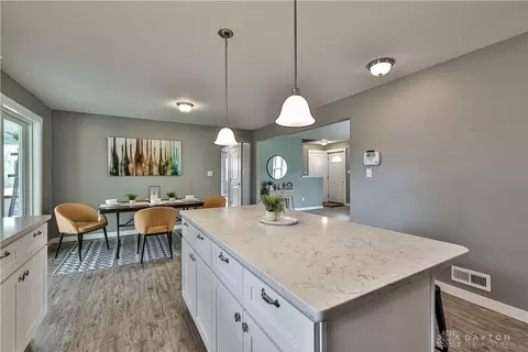 3898 E Patterson Rd, Beavercreek, OH 45430 photo 6