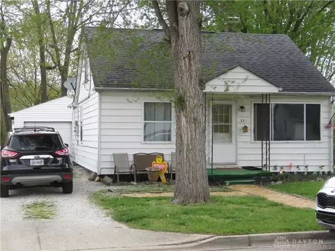 3311 Trail On Rd, Moraine, OH 45439