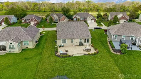140 Montgomery Ln, Springboro, OH 45066 photo 5