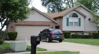 1420 Sentry Ln, Fairborn, OH 45324