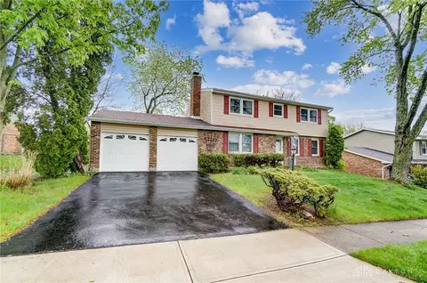 5424 Split Rock Dr, Dayton, OH 45424