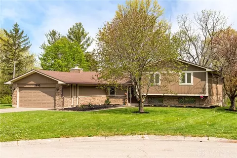 2820 Southfield Dr, Dayton, OH 45434