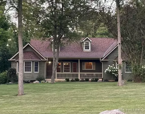 30 Vanessa Dr, West Alexandria, OH 45381