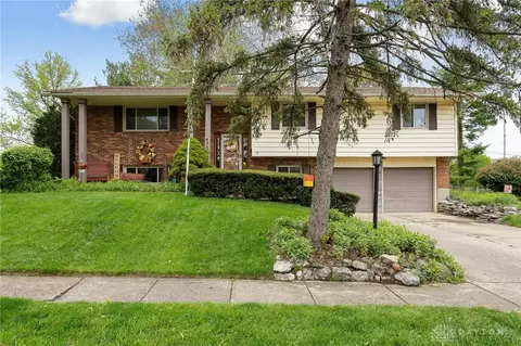 4520 Rean Meadow Dr, Dayton, OH 45440