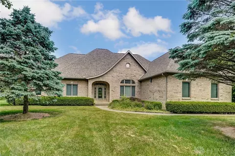 3576 Stutsman Rd, Bellbrook, OH 45305