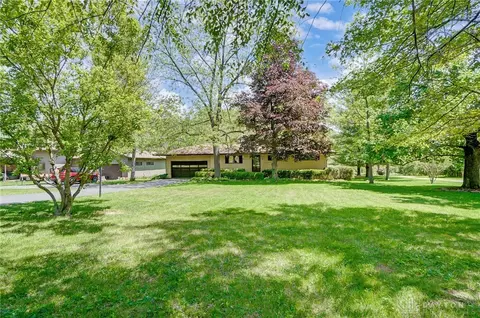 11 Henrick Dr, Middletown, OH 45044