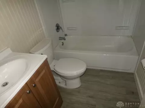 1769 Ashbrook Dr, Cincinnati, OH 45238 photo 15