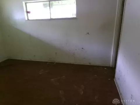 8606 Neptune Dr, Cincinnati, OH 45231 photo 11